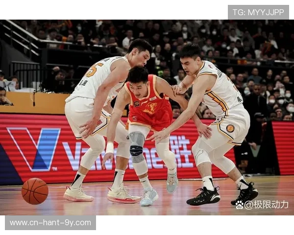 比分激战再掀高潮双方你追我赶上演精彩对决